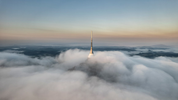 Jested in clouds, Czech republic