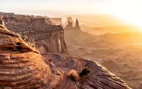 Hazy Sunrise - Canyonlands